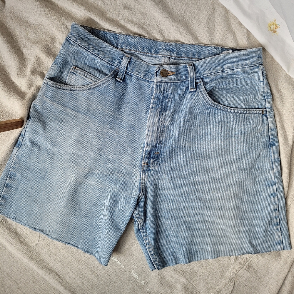 ♡ Vintage Wrangler Denim Cutoffs ♡